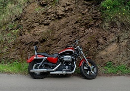 Harley-Davidson-Sportster 1200 Custom Limited