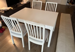 Продам стол и стулья Ekedalen ((IKEA)