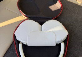 Продаю наушники AirPods Pro Max