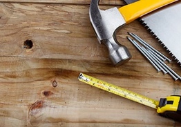 Требуются 2 handymana и 2 decoratora