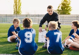 Ищу футбольного тренера (football coach)