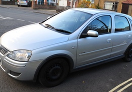 Продаю Vauxhall corsa